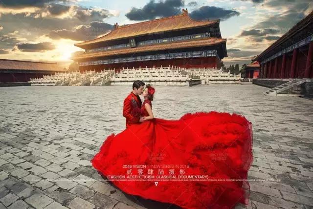 時(shí)代背景下的影像藝術(shù)探索，最新外景拍照風(fēng)格揭秘