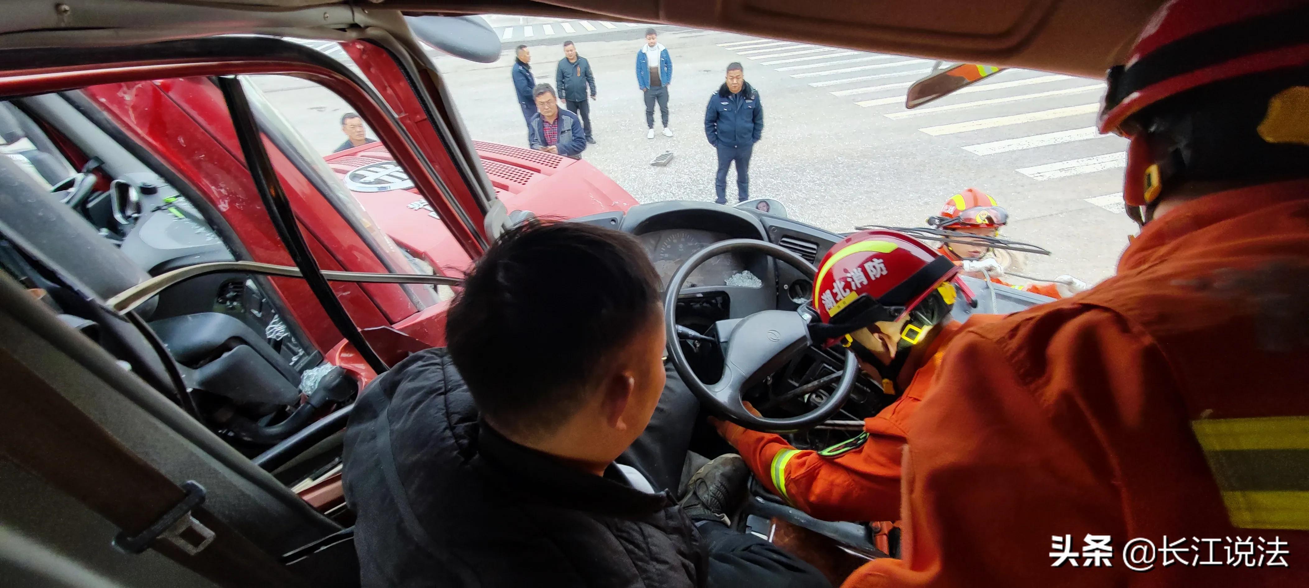 震撼！蘄春再現(xiàn)車(chē)禍悲劇，警鐘長(zhǎng)鳴——2025最新車(chē)禍新聞
