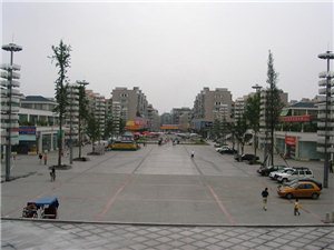 彭山貼吧最新動(dòng)態(tài)，科技新浪潮引領(lǐng)智能產(chǎn)品重磅登場(chǎng)！