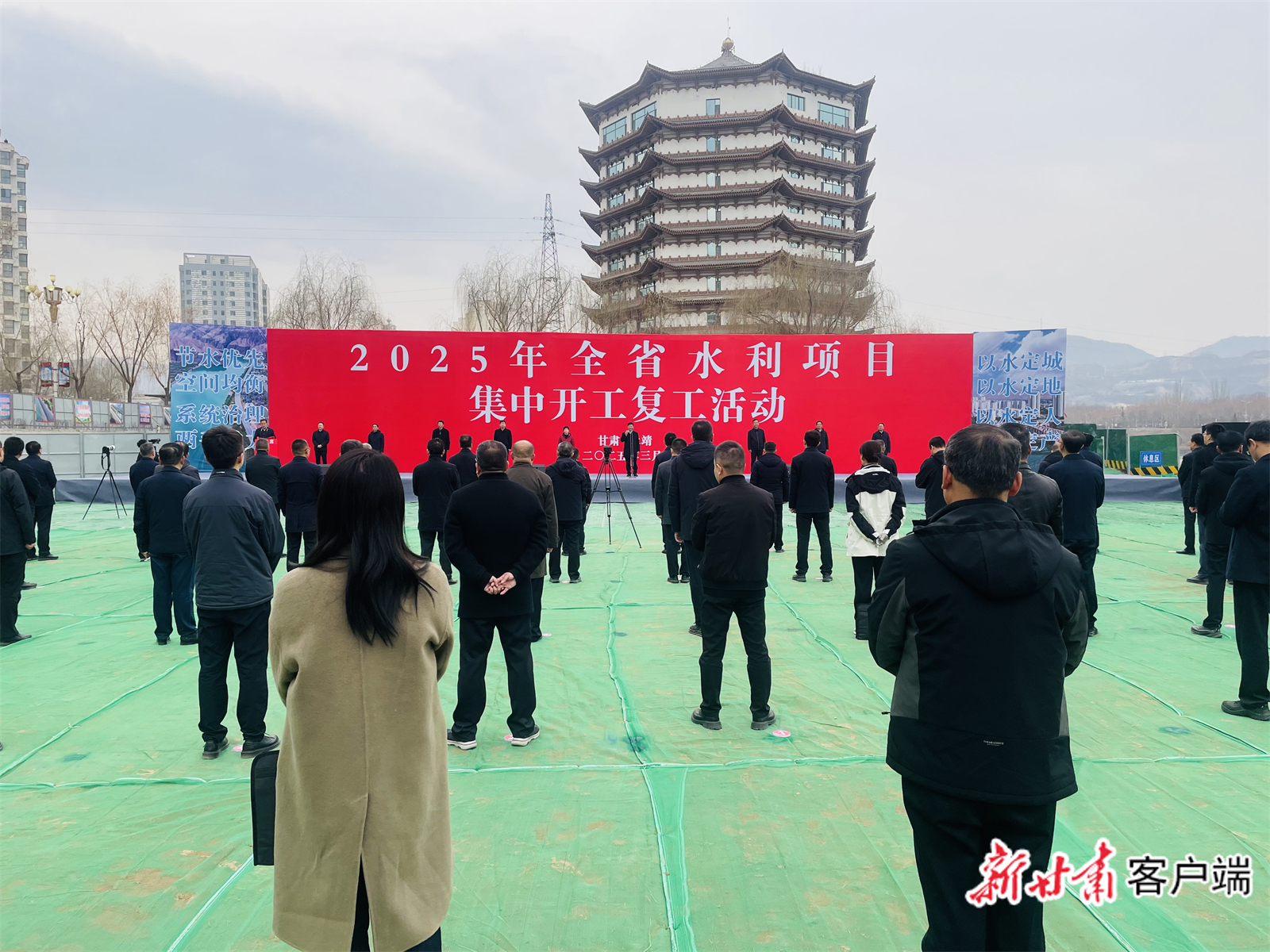 甘肅復(fù)工最新動態(tài)，自然美景探索之旅，重拾內(nèi)心平靜