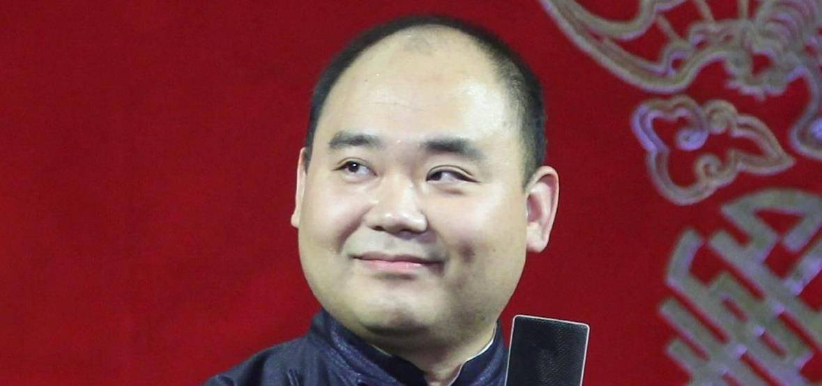 侯震最新，自然美景之旅，探尋內(nèi)心平和之地